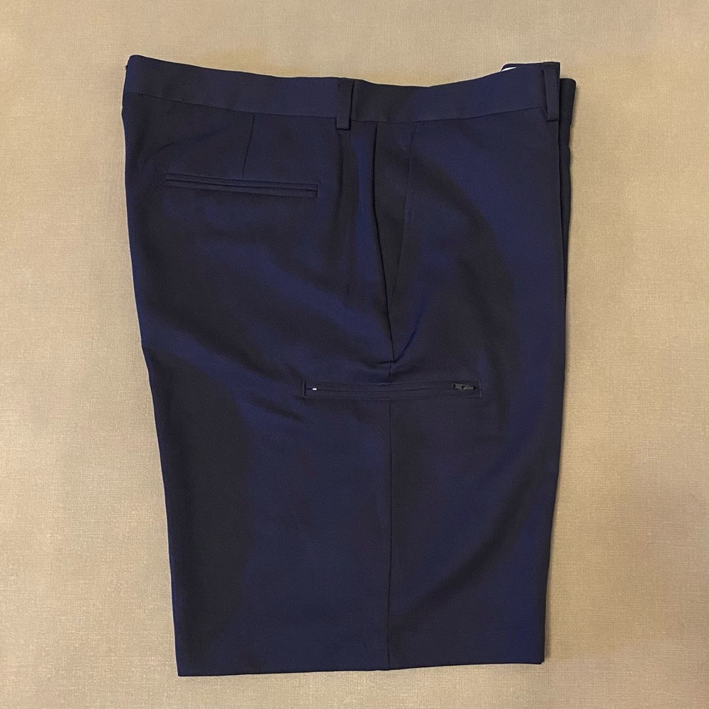 NWOT PGA Tour Men's Golf Shorts Navy Blue Flat Front & Side Zipper Pocket